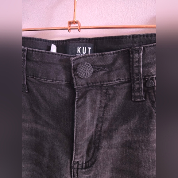 Kut from the Kloth Mia Toothpick Skinny Jeans – Distressed Black sz 6 - Picture 2 of 8